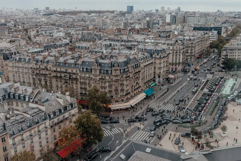 Paris &amp; Lyon on a Budget: How to Spend 8 Days Exploring French Culture for Under €1200.