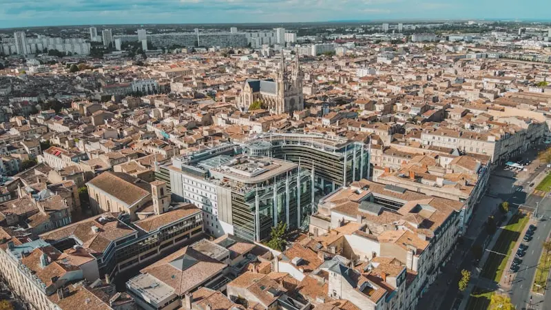 Bordeaux on a Budget: Free Activities &amp; Frugal Food Finds for Savvy Travelers